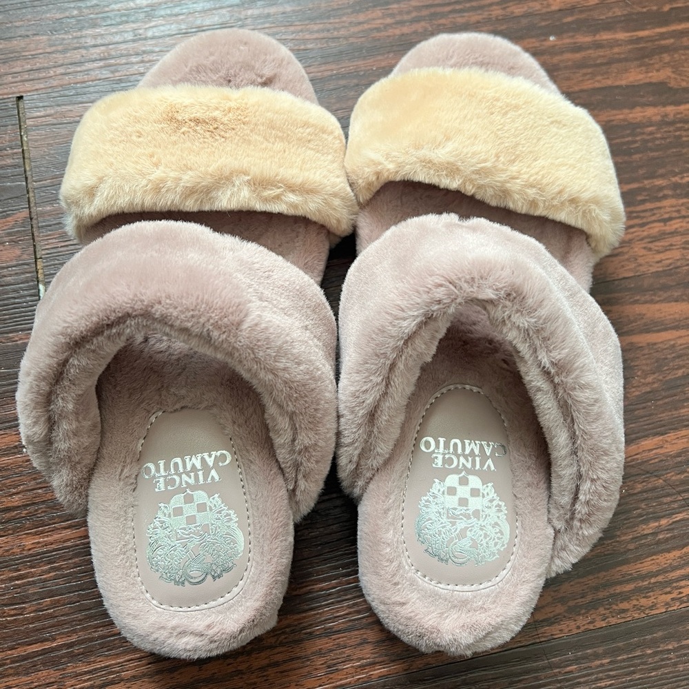 Vince Camuto pink slippers, size 8 1/2